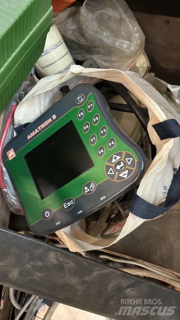 Amazone ZA-TS 4200 Mineralinių trąšų barstytuvai