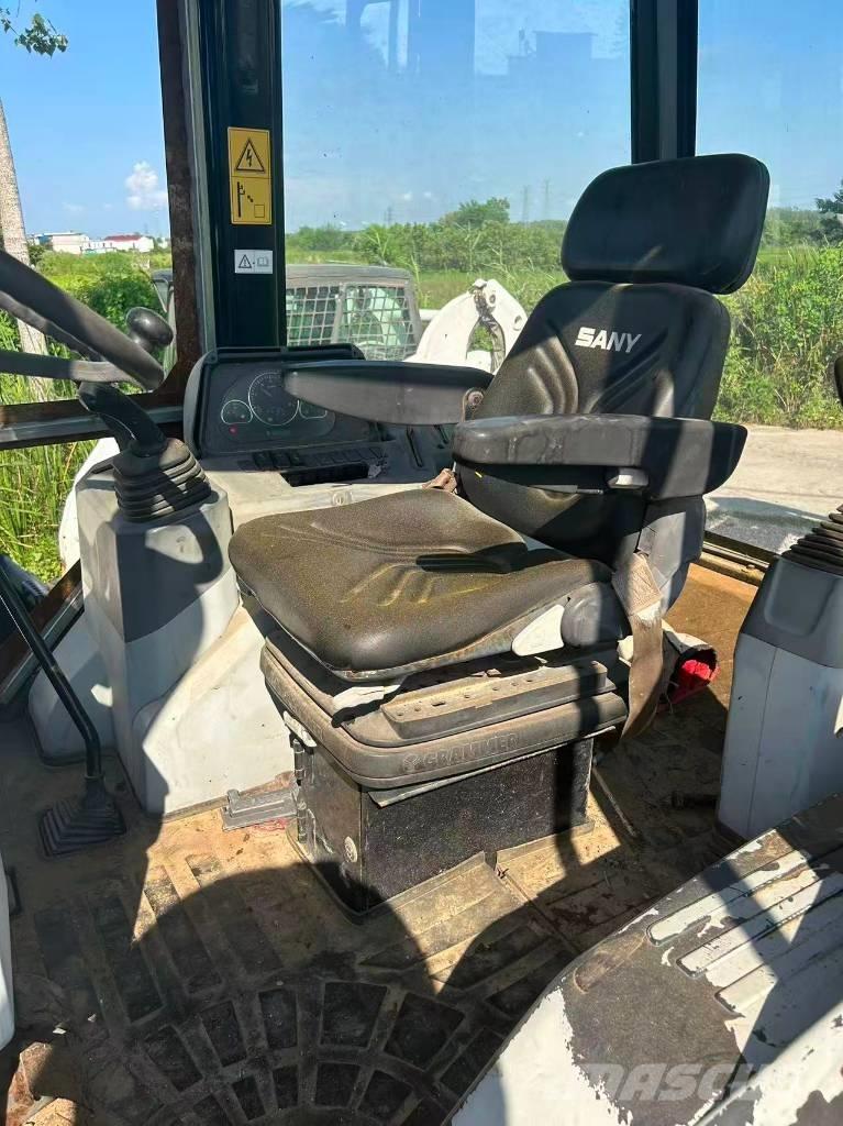 Sany BL 70 C Ekskavatoriniai krautuvai