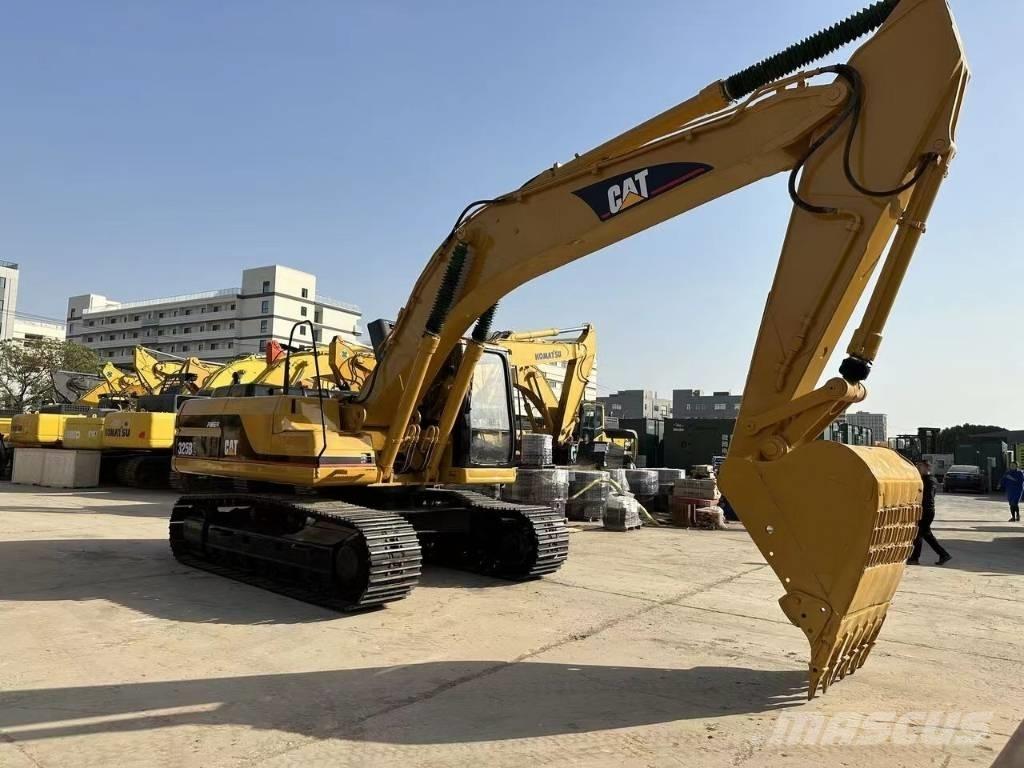 CAT 325 B L Vikšriniai ekskavatoriai