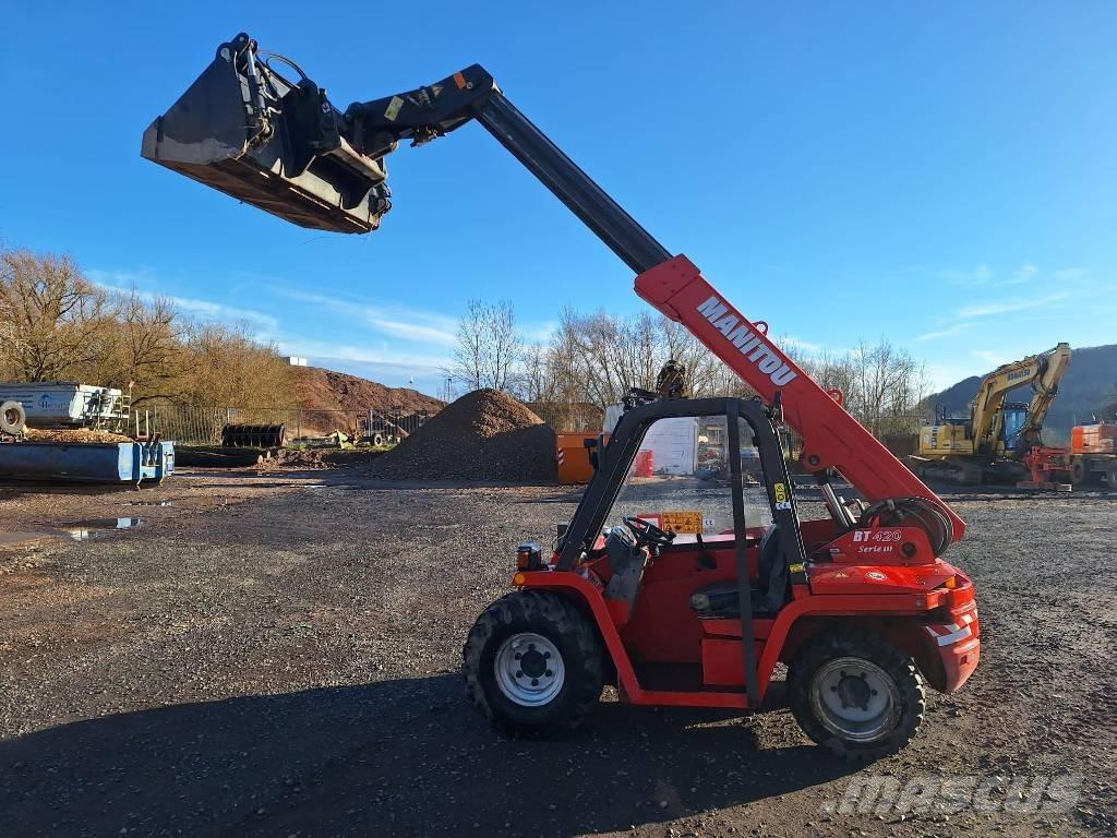 Manitou BT420 Teleskopiniai krautuvai