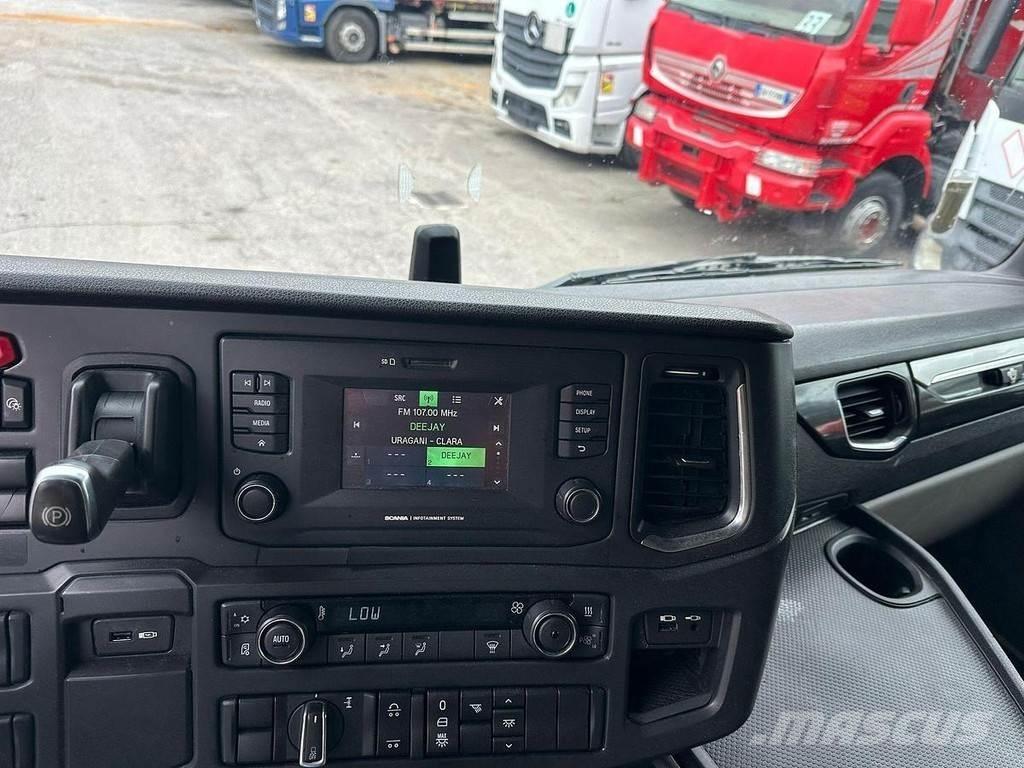 Scania R 520 Naudoti vilkikai
