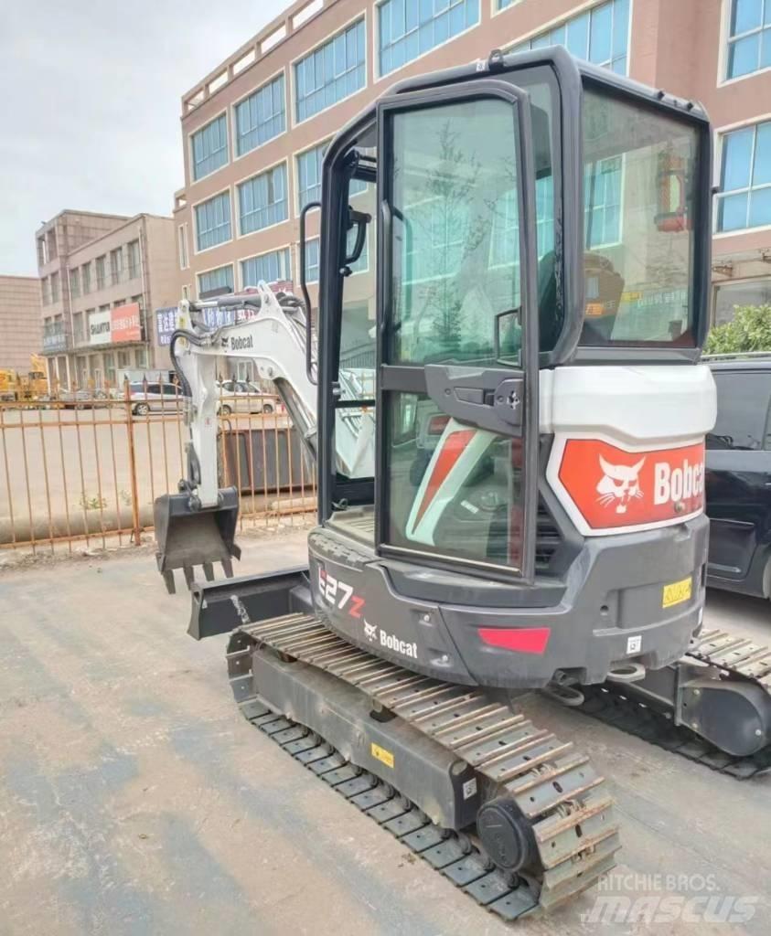 Bobcat E 27 Z Krautuvai su šoniniu pasukimu
