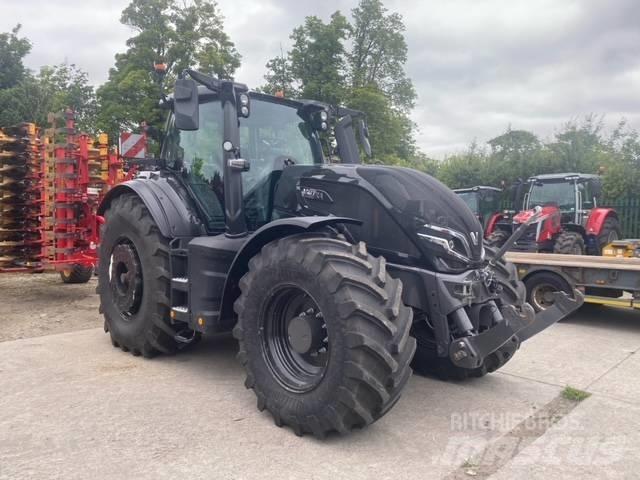 Valtra Q 305 Traktoriai