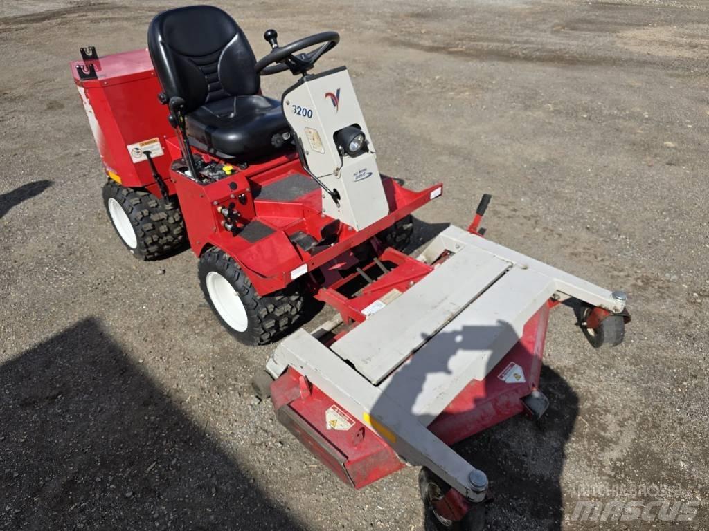 Ventrac 3200 Sodo traktoriukai-vejapjovės