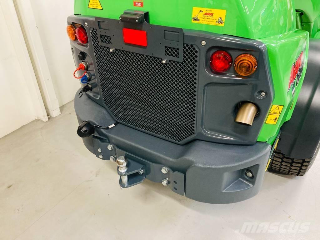 Avant 860 i Mini krautuvai