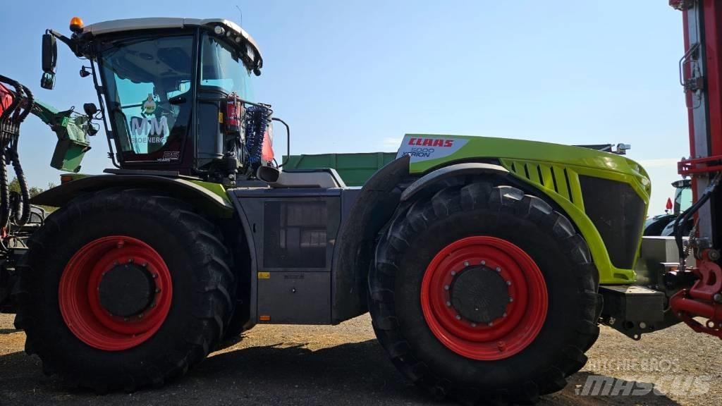 CLAAS Xerion 5000 VC Traktoriai