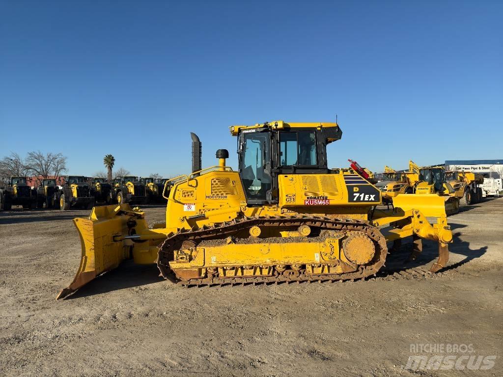 Komatsu D71EX-24 Vikšriniai buldozeriai