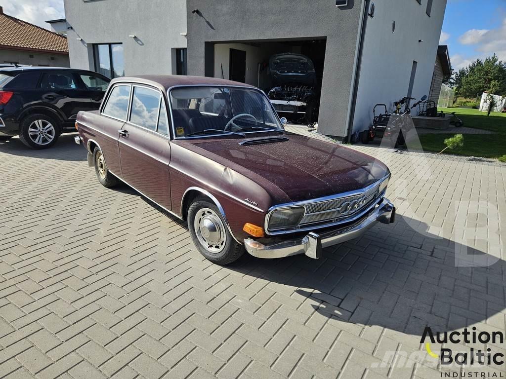 Audi 60 Lengvieji automobiliai
