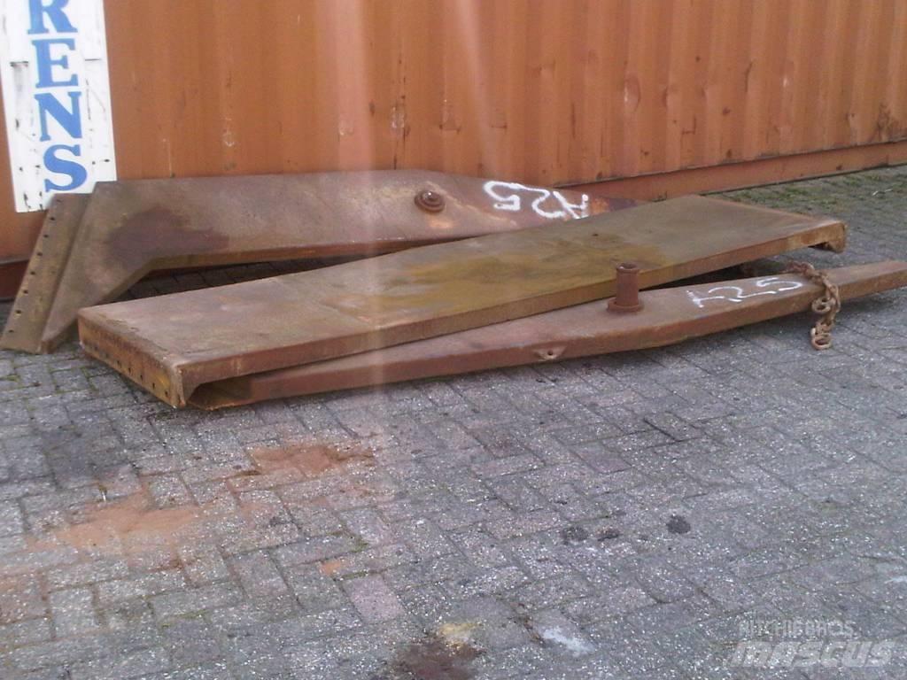 Volvo A25 tailgates Važiuoklė ir suspensija