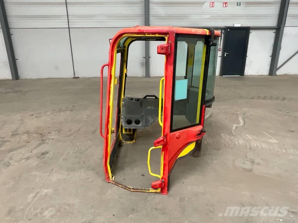 Yanmar vio 50 / vio 57 Kabinos ir interjeras