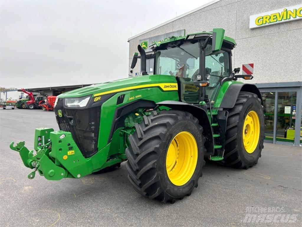 John Deere 8R340 Traktoriai