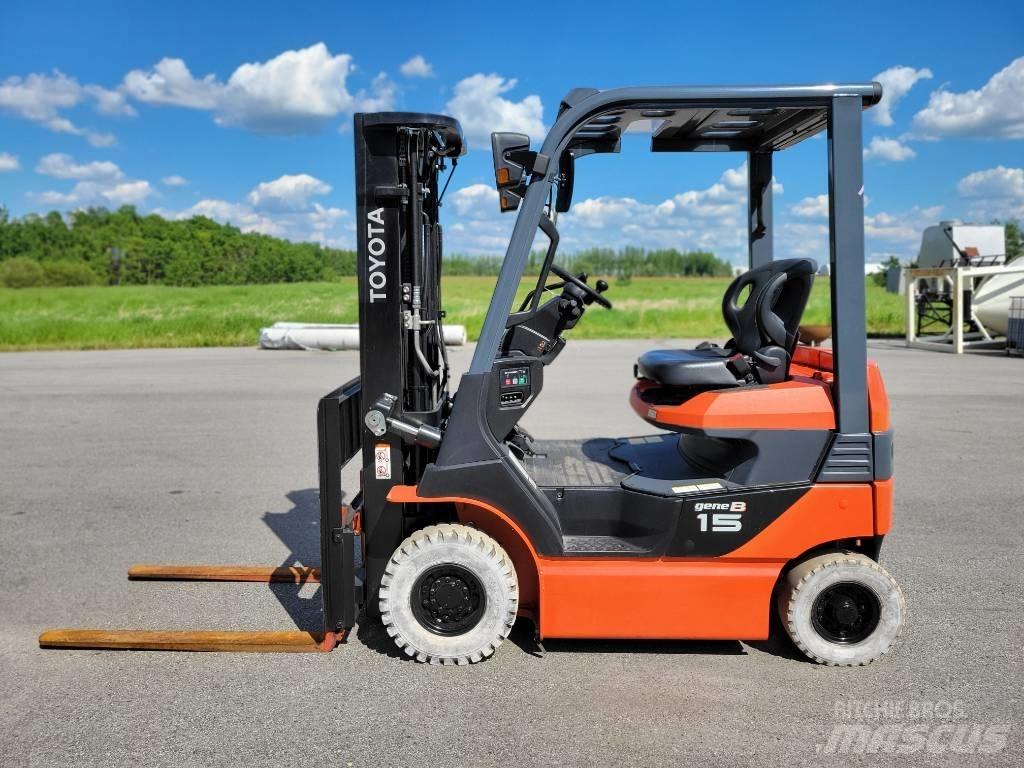 Toyota 8 FB 15 Elektriniai šakiniai krautuvai