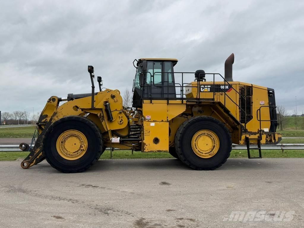 CAT 988K Naudoti ratiniai krautuvai