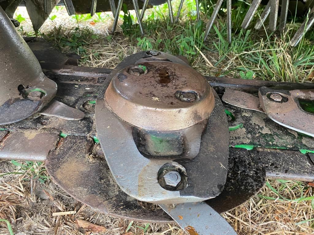 John Deere 131 Montuojamos ir prikabinamos šienapjovės