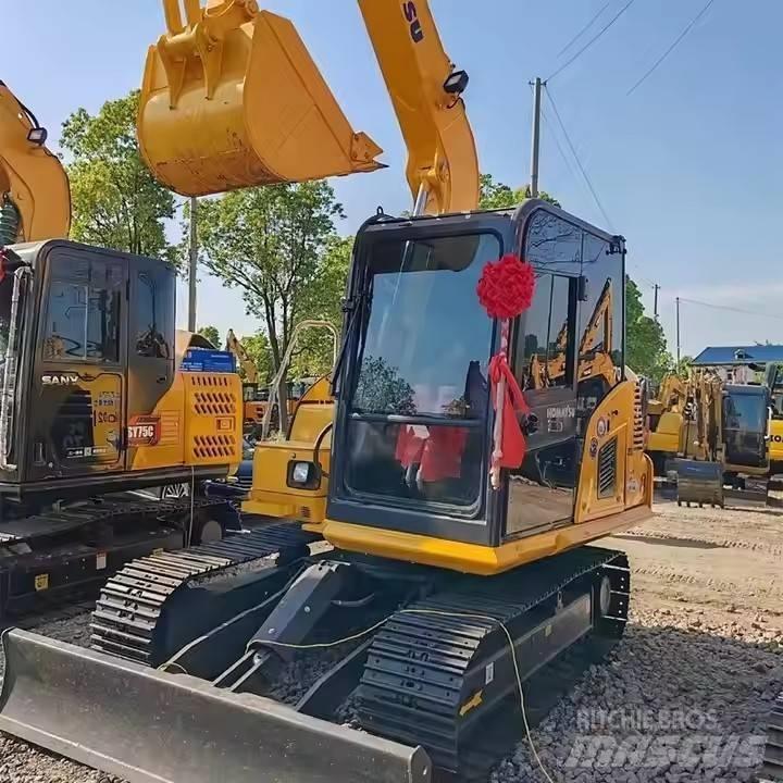 Komatsu PC70 Vikšriniai ekskavatoriai