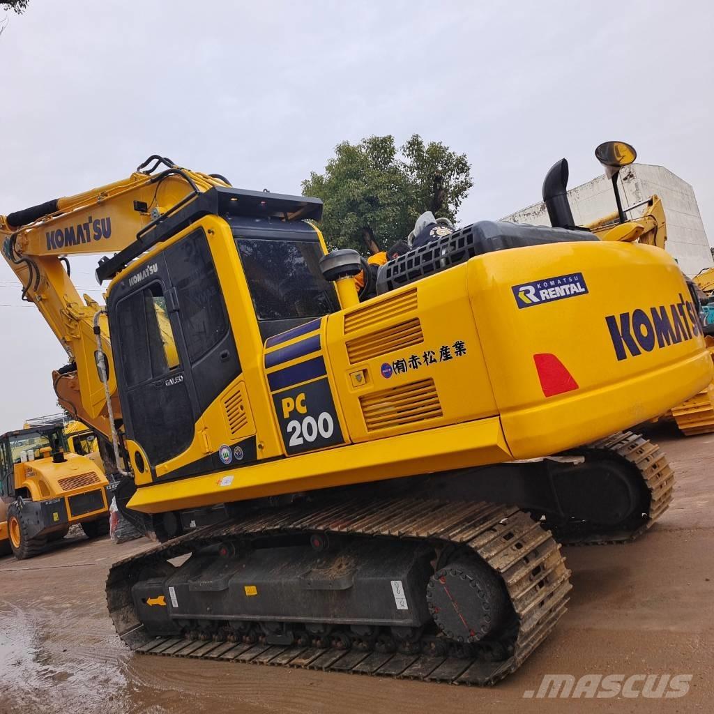 Komatsu PC 200-7 Vikšriniai ekskavatoriai