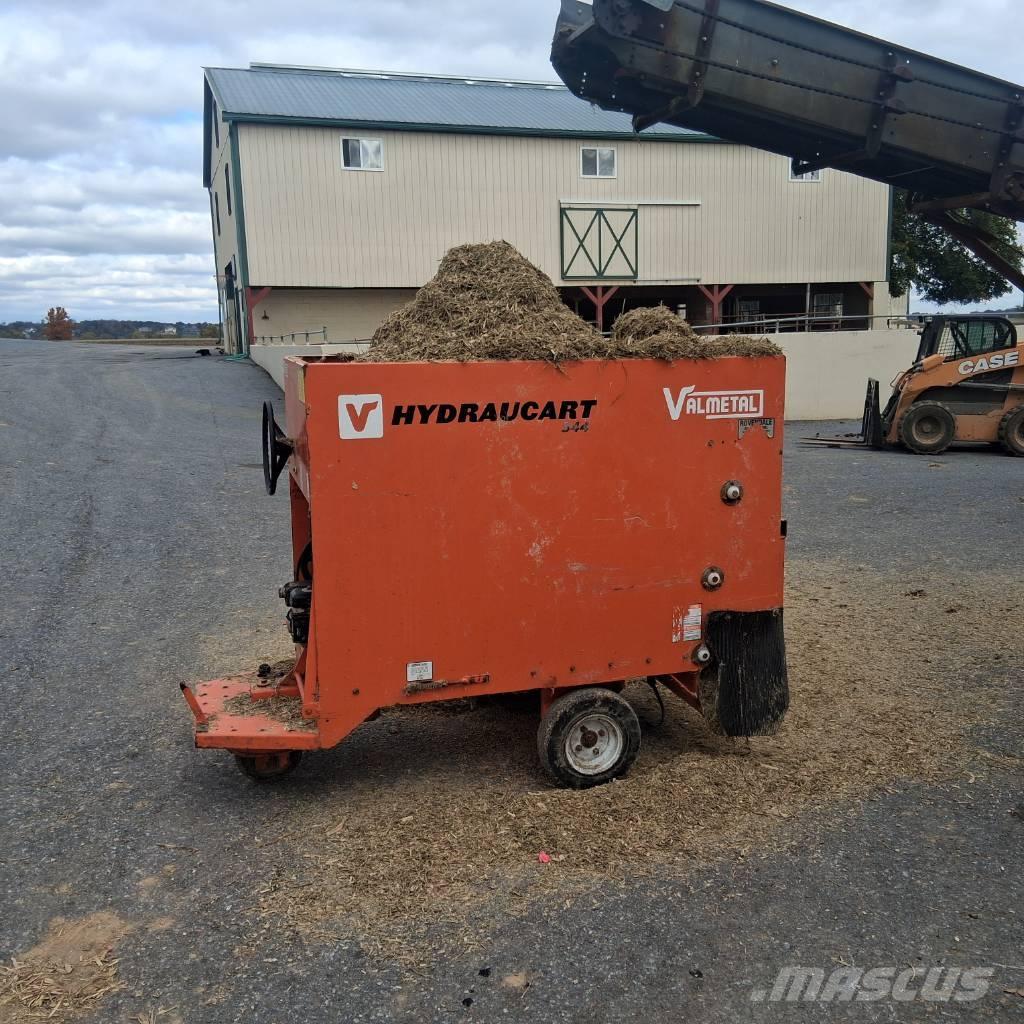 Valmetal 544 Kiti galvijų priežiūros įrengimai