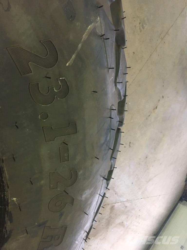 SWT 23.1 - 26 Padangos, ratai ir ratlankiai