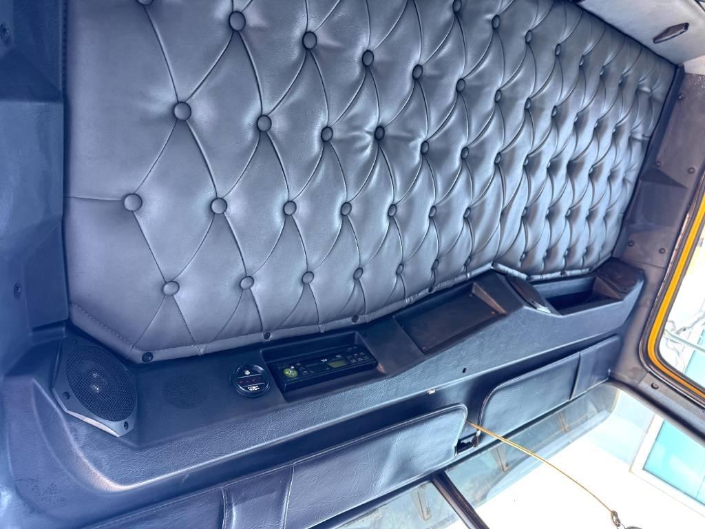 Western Star 4900 Savivarčiai su kabeliniu keltuvu