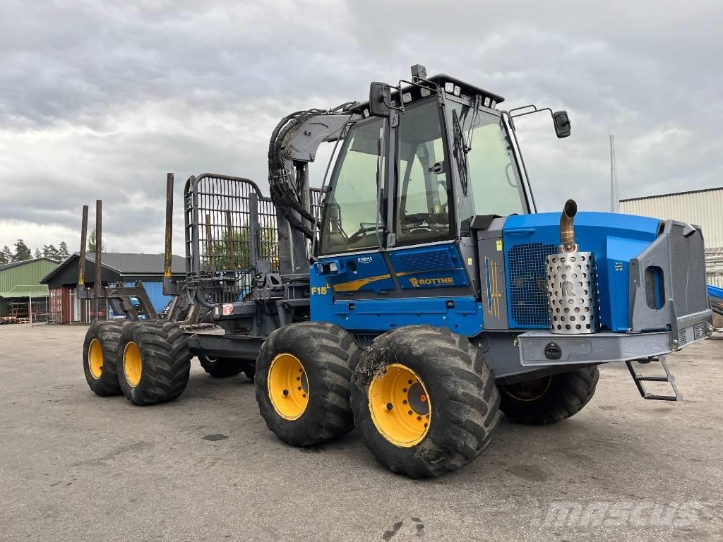 Rottne F15D Naudoti miškovežiai (Forvarderiai)