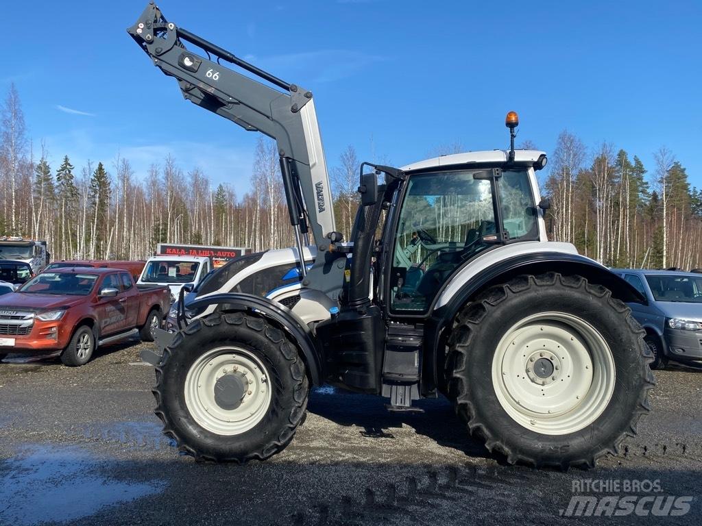 Valtra T 174 Traktoriai