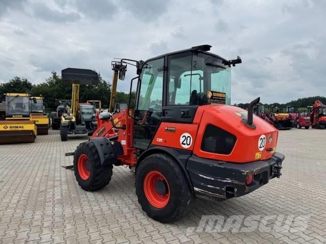 Kubota R 090 Naudoti ratiniai krautuvai