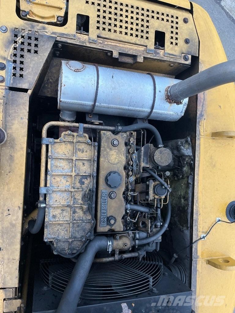 CAT 315 B L Vikšriniai ekskavatoriai