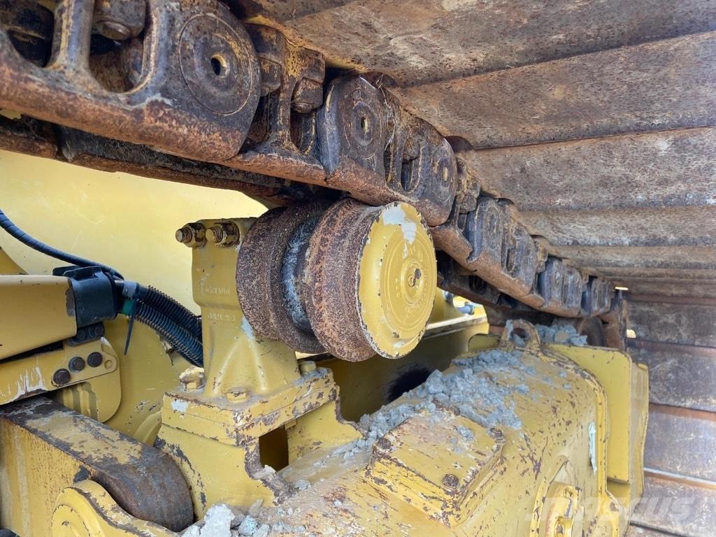 CAT D 5 LGP - D5 LGP Vikšriniai buldozeriai