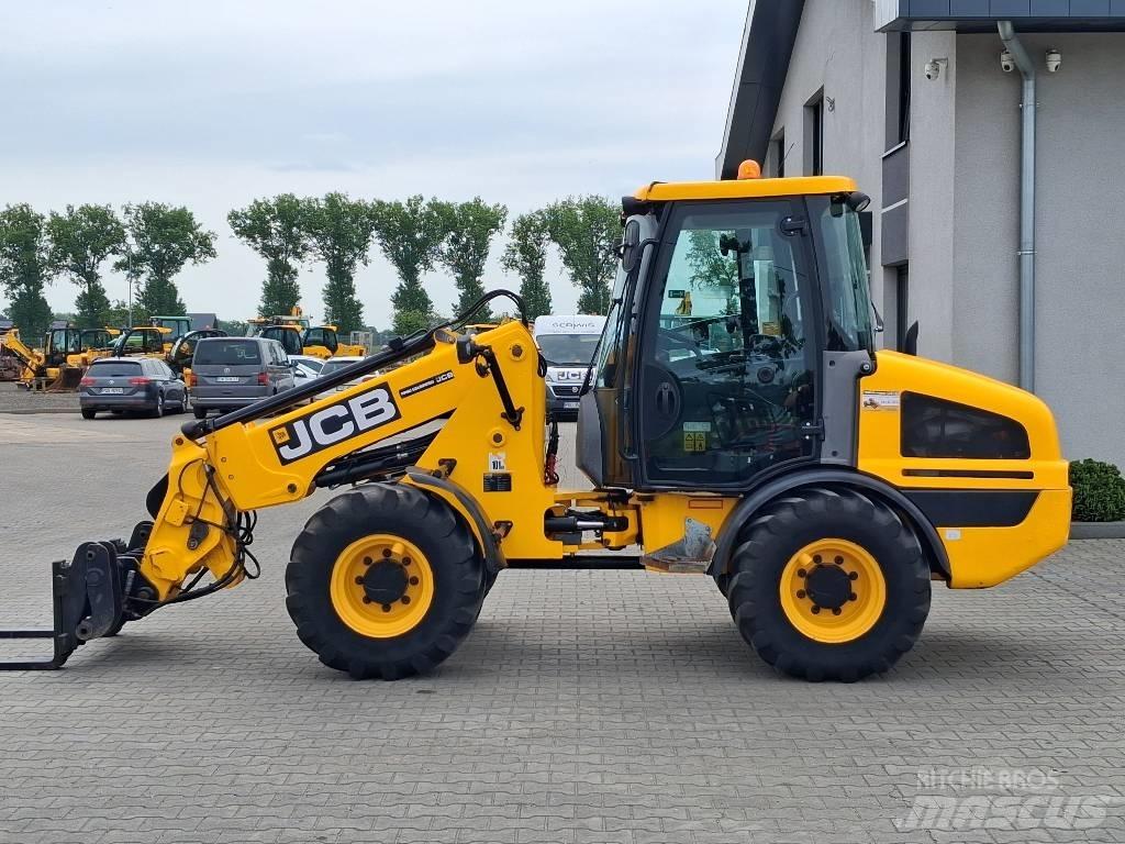 JCB TM 180 Teleskopiniai krautuvai žemės ūkiui