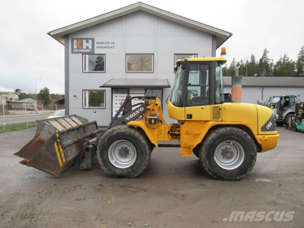Volvo L 45 B Naudoti ratiniai krautuvai