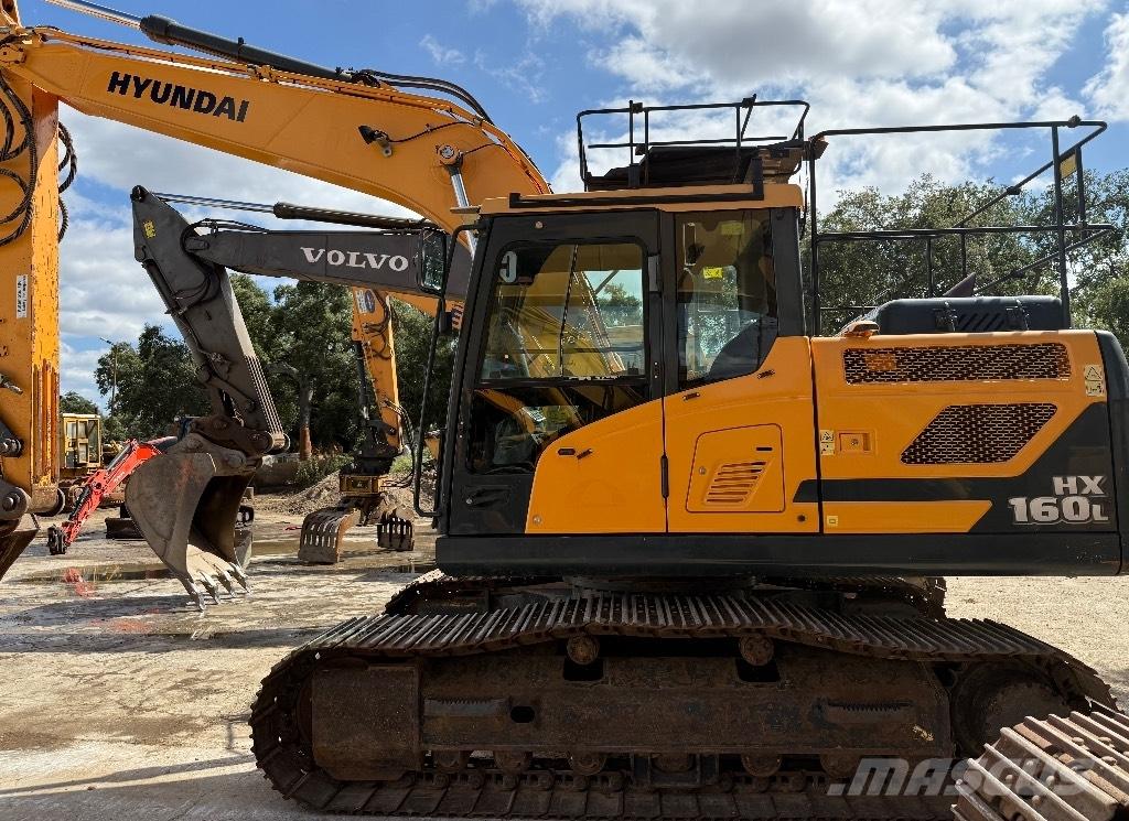 Hyundai HX 160 L Vikšriniai ekskavatoriai