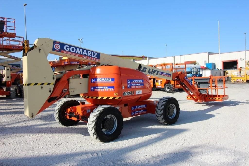 JLG 600 AJ Alkūniniai keltuvai