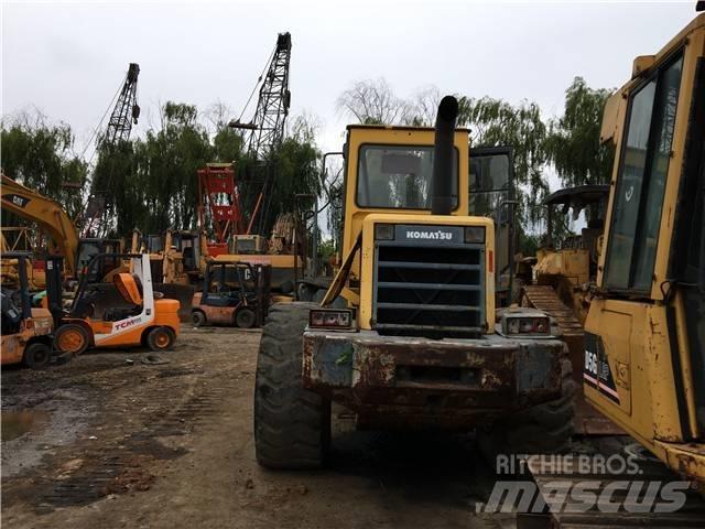 Komatsu WA360 Ekskavatoriniai krautuvai