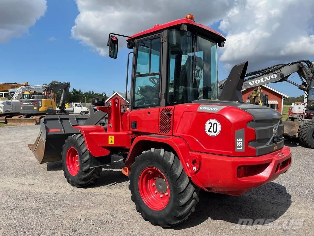 Volvo L 35 G Naudoti ratiniai krautuvai