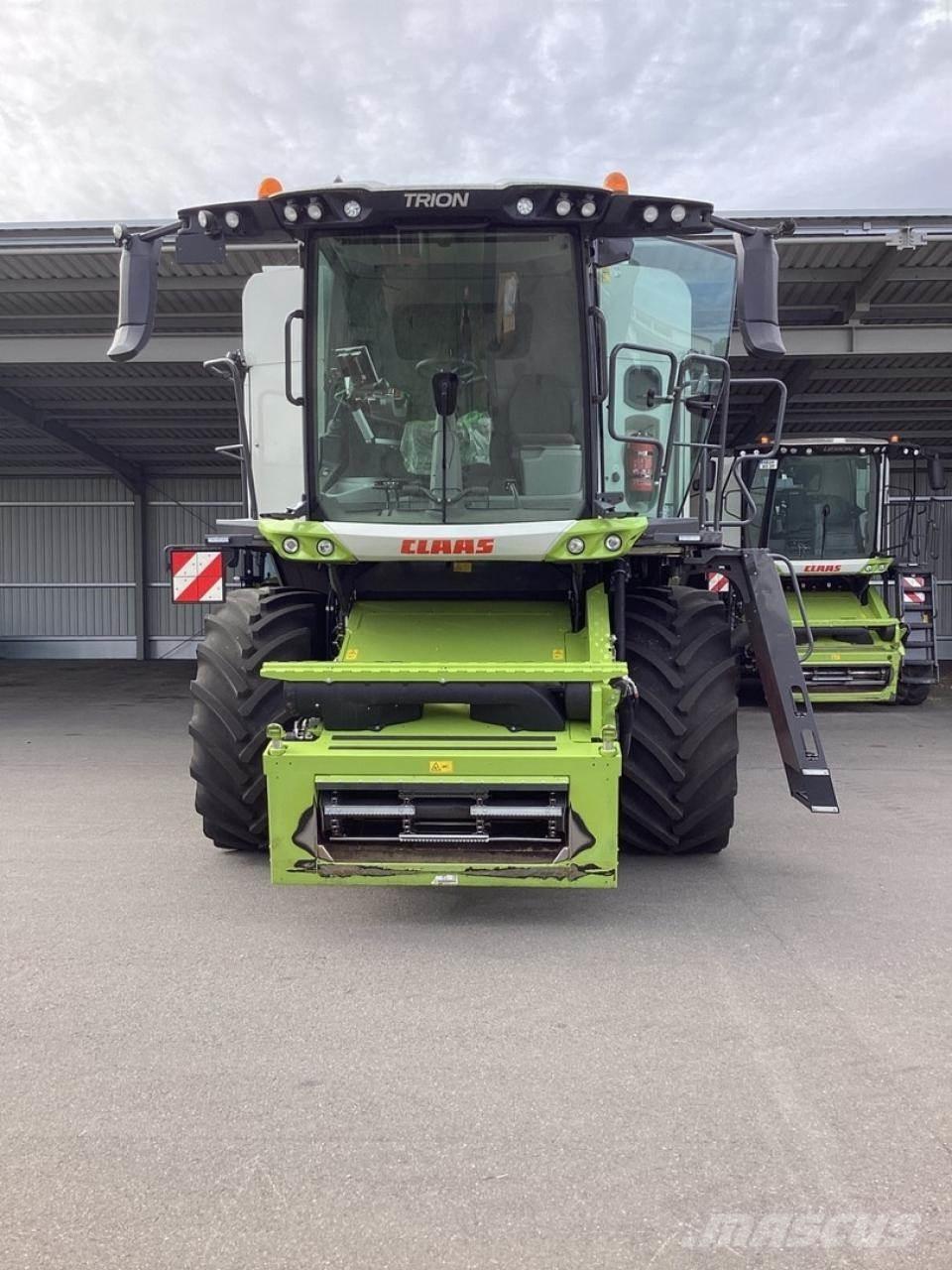 CLAAS Trion 520 Derliaus nuėmimo kombainai