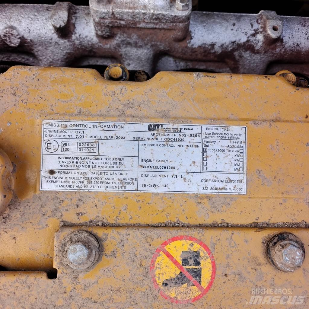 CAT 320 D Vikšriniai ekskavatoriai