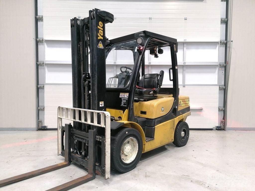 Yale GDP35VX Dyzeliniai krautuvai