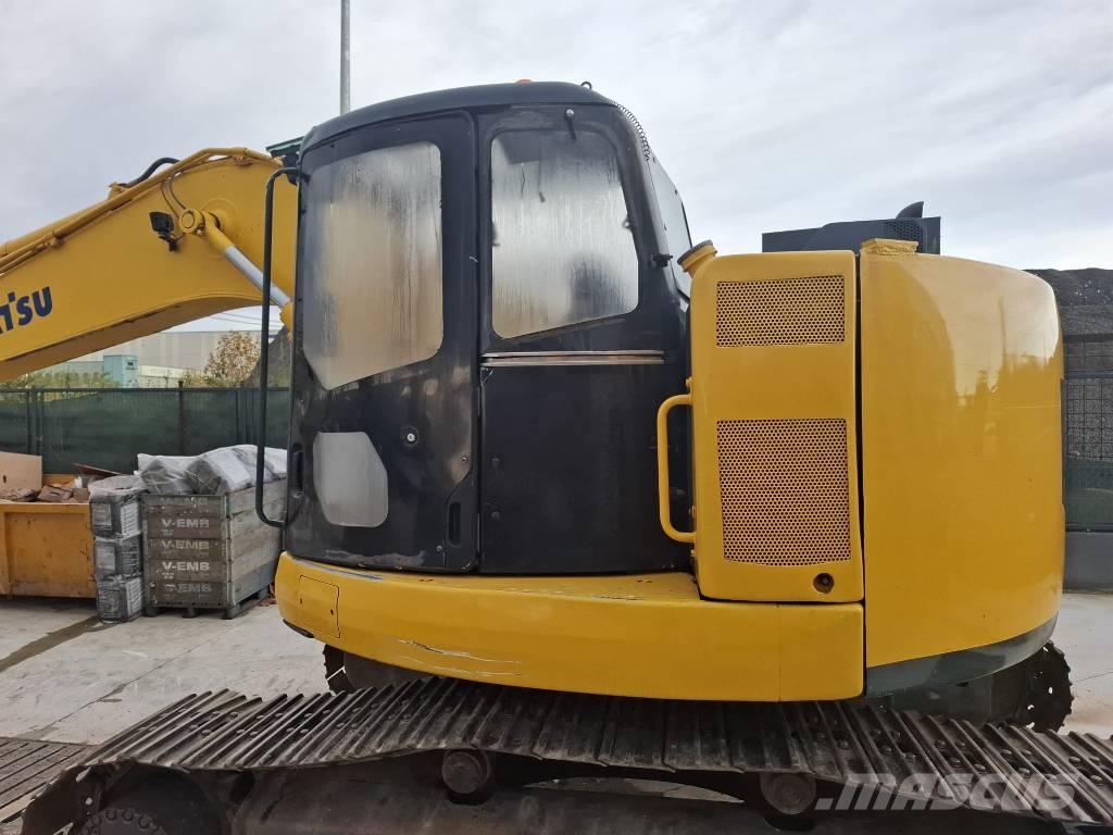 Komatsu PC 228 Vikšriniai ekskavatoriai