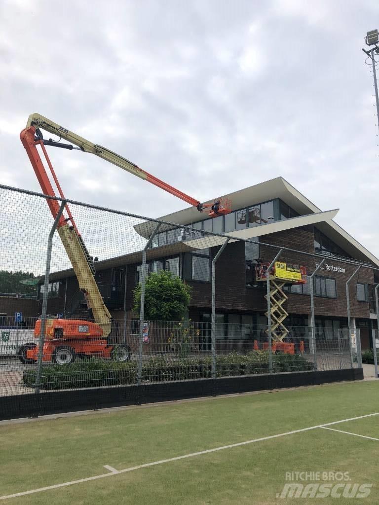 JLG 1250 AJP Alkūniniai keltuvai