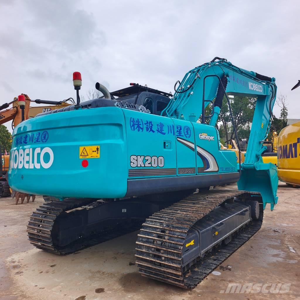 Kobelco SK200-8 Vikšriniai ekskavatoriai