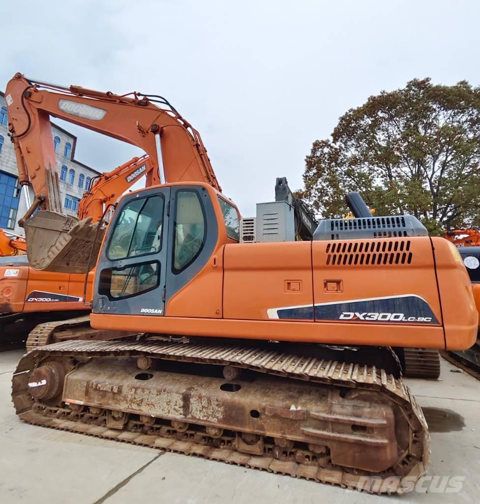 Doosan DX 300 LC Vikšriniai ekskavatoriai