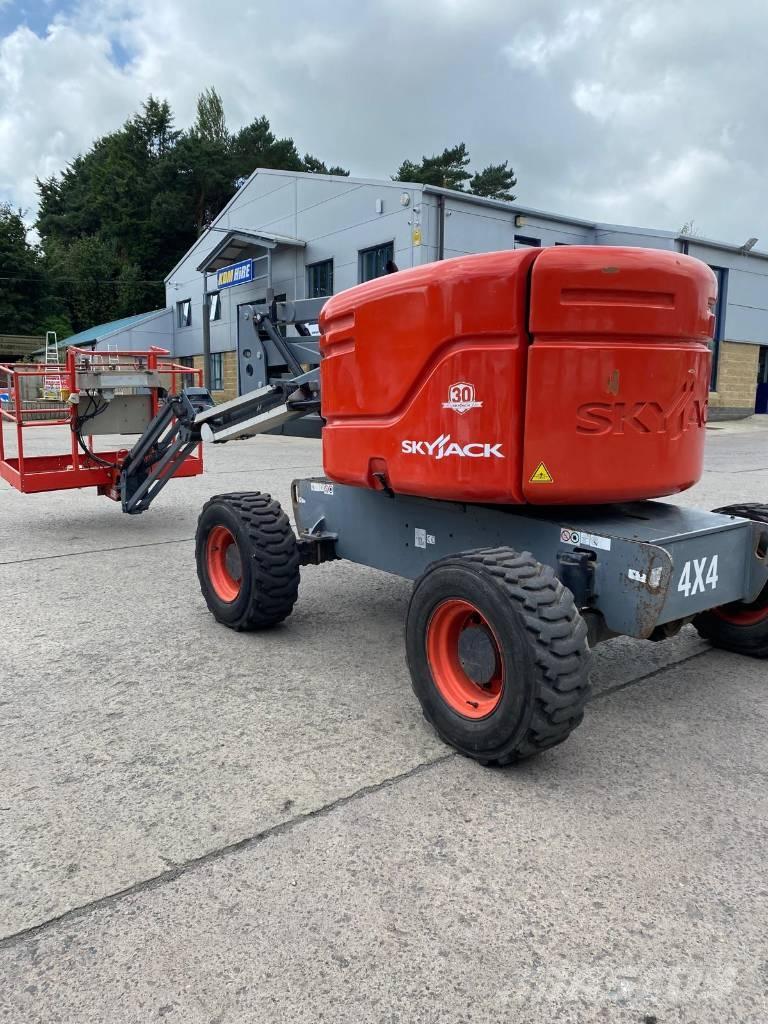 SkyJack SJ 46 AJ Alkūniniai keltuvai