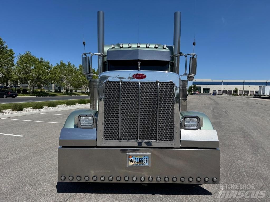 Peterbilt 379 Naudoti vilkikai