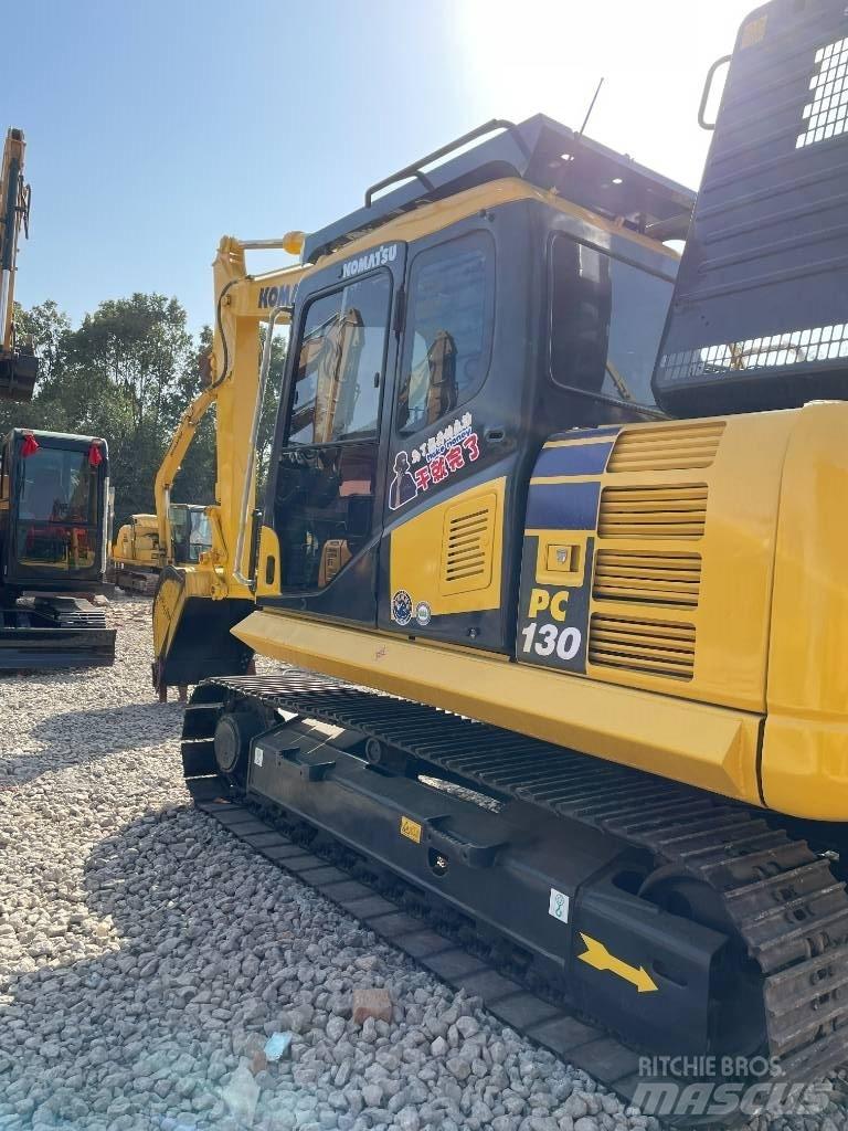 Komatsu 130-7 Vikšriniai ekskavatoriai