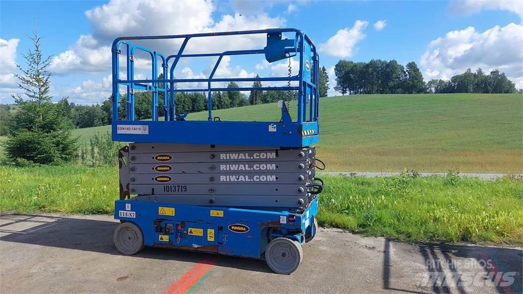 Genie GS4047 Žirkliniai keltuvai