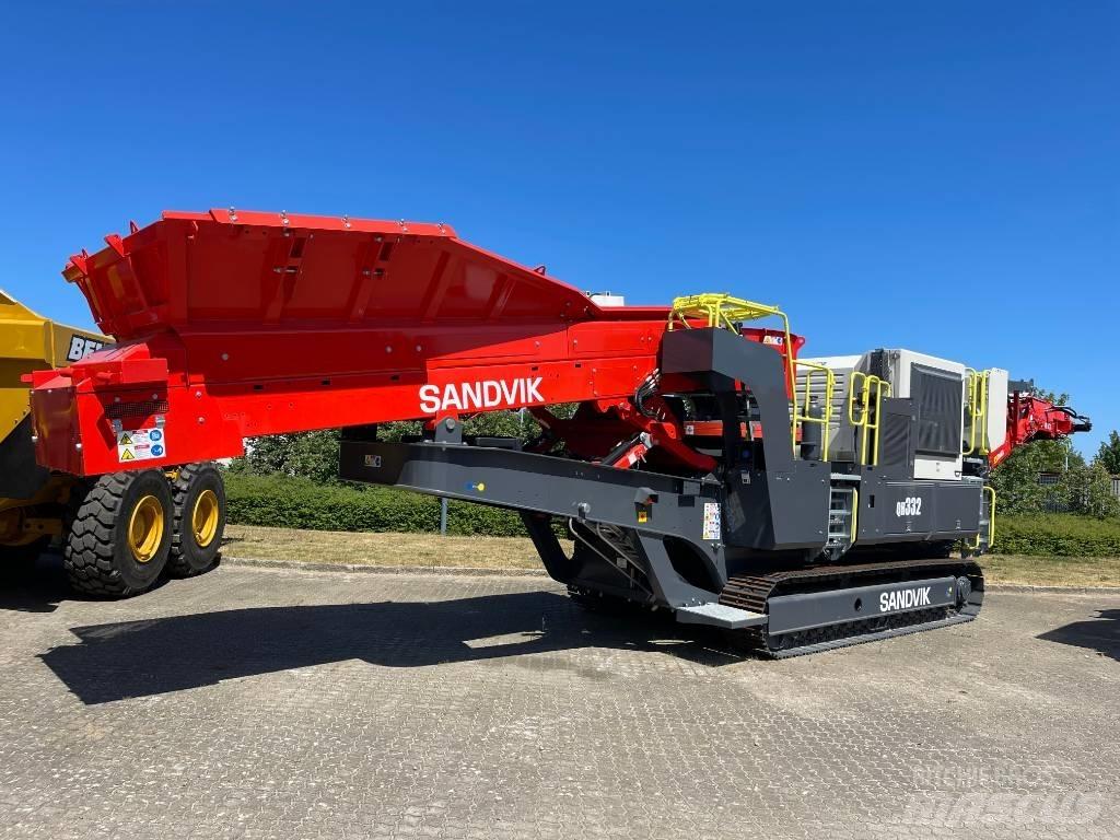 Sandvik QH 332 Mobilūs smulkintuvai
