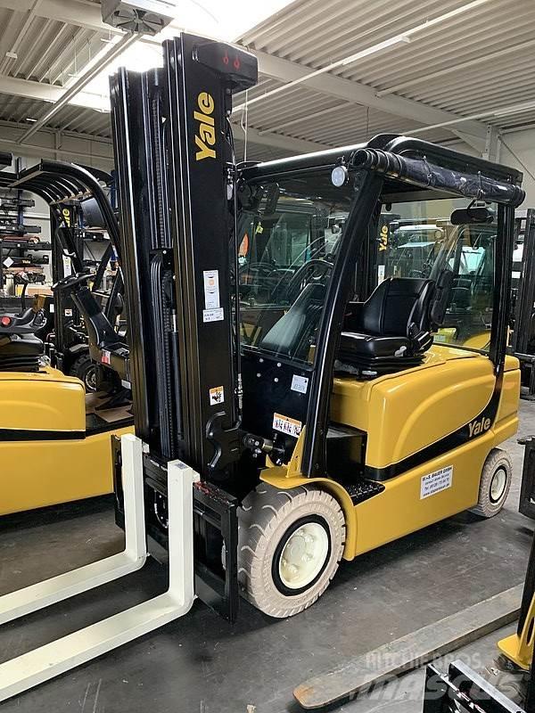 Yale ERP35VL Elektriniai šakiniai krautuvai