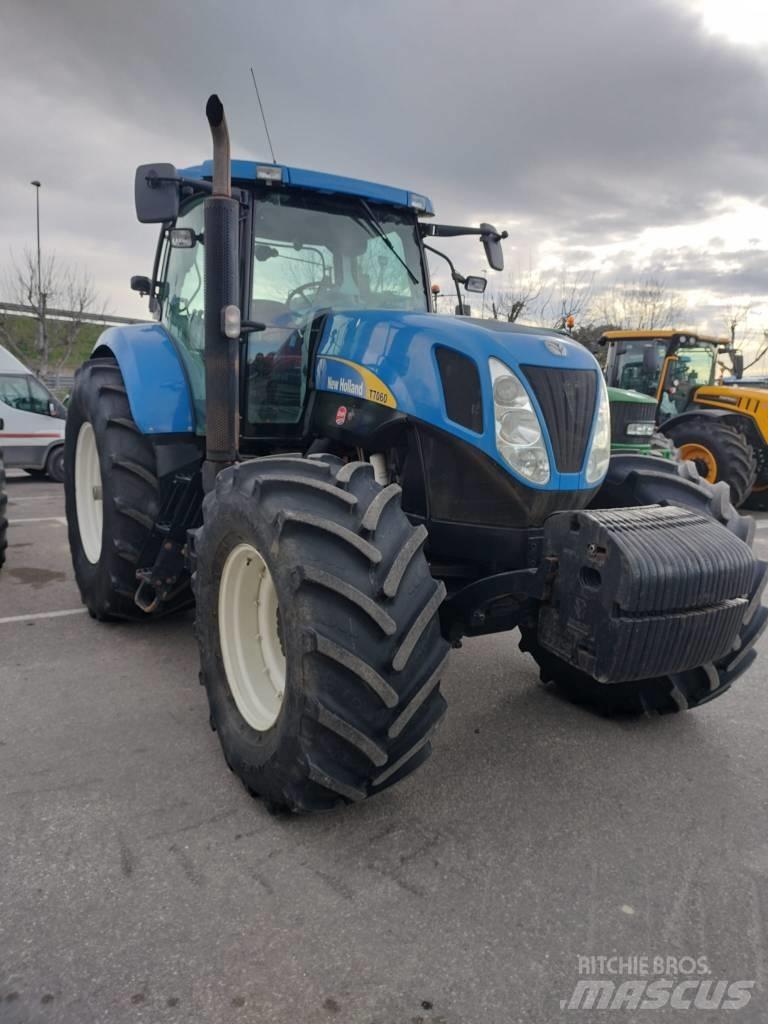 New Holland T 7060 Traktoriai