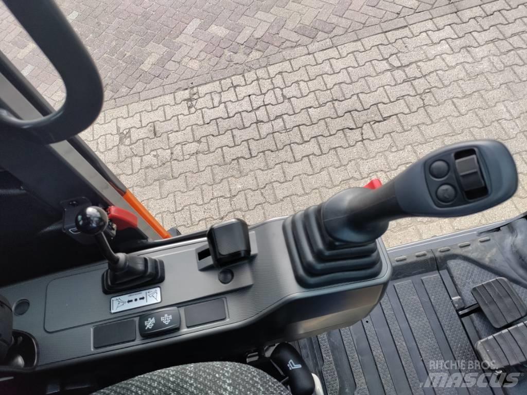 Develon DX100W-7 Ratiniai ekskavatoriai