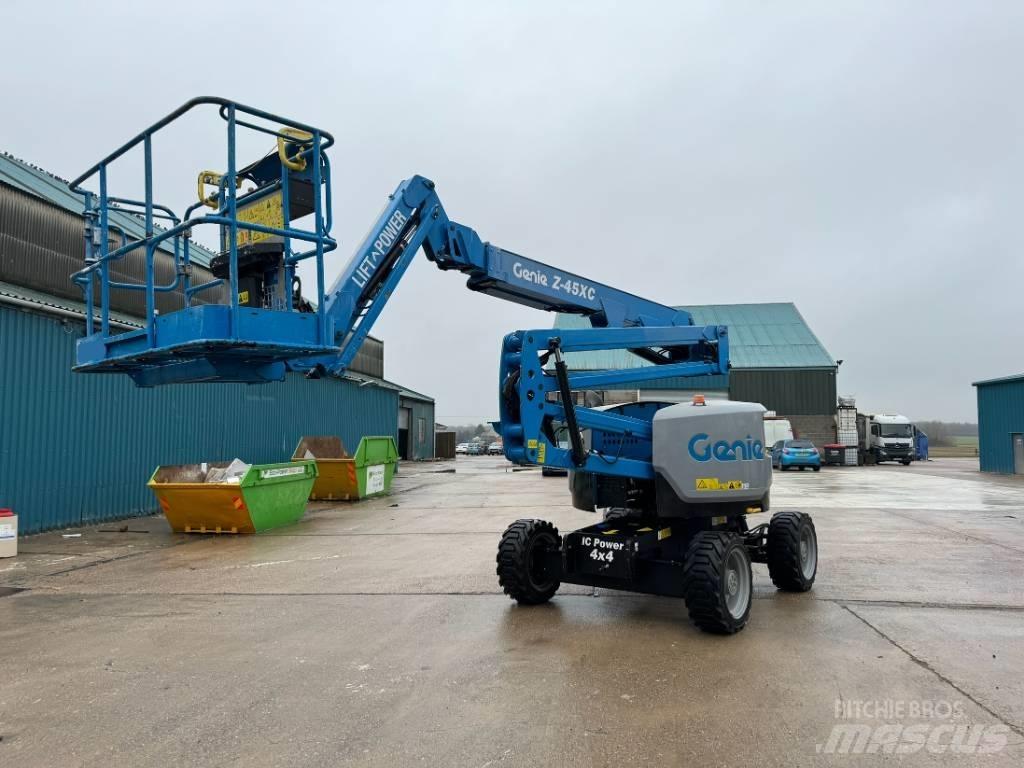 Genie Z 45/25 XC Alkūniniai keltuvai